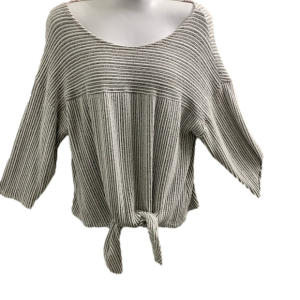 W5  size Large top striped with waist tie